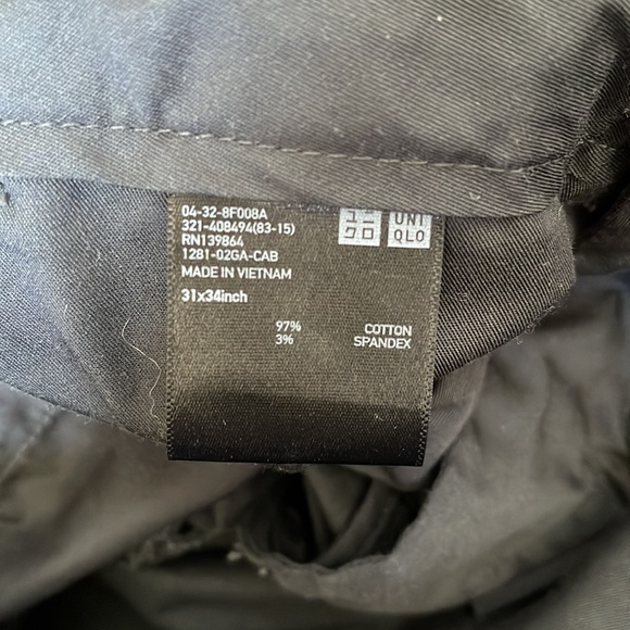 Uniqlo Men’s Pants size 31x34” - Picture 6 of 6